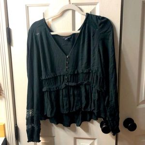 Long sleeve American Eagle top size medium